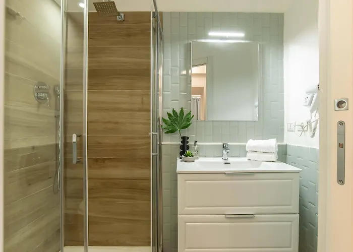 Guest house 94rooms Vatican - Vigliena Rome